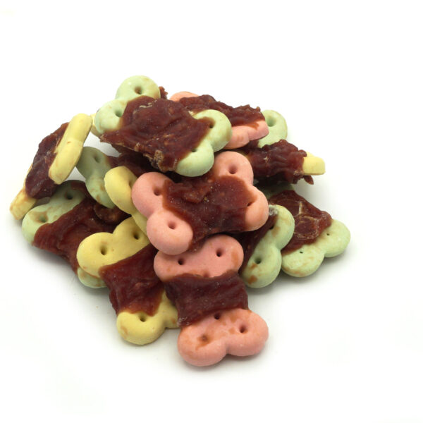 72d6172da98c54f1fb5138de6371af03.jpg Master Dog Kolorowe biszkopty z jagnięciną 500 g