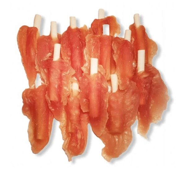 bf4cf50f6ca5abe5242e99ba515abac7.jpg Happy SnackY Pierś kurczaka na patyku 500 g