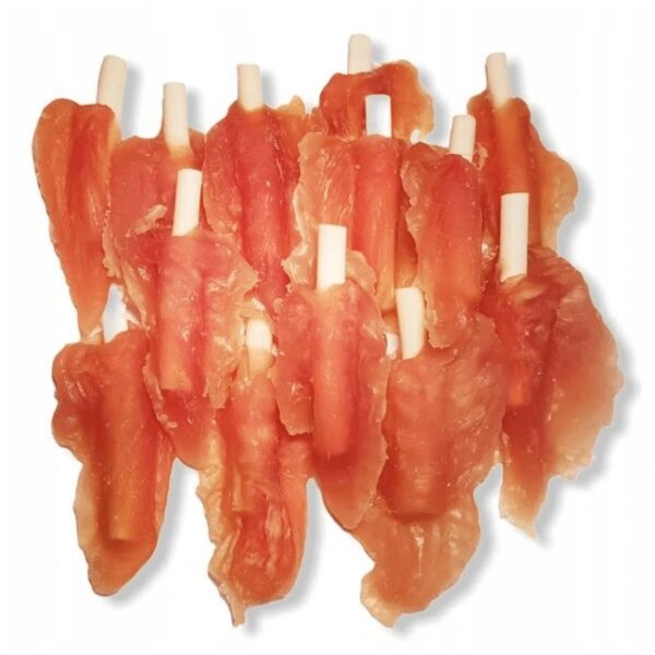 bf4cf50f6ca5abe5242e99ba515abac7.jpg Happy SnackY Pierś kurczaka na patyku 500 g