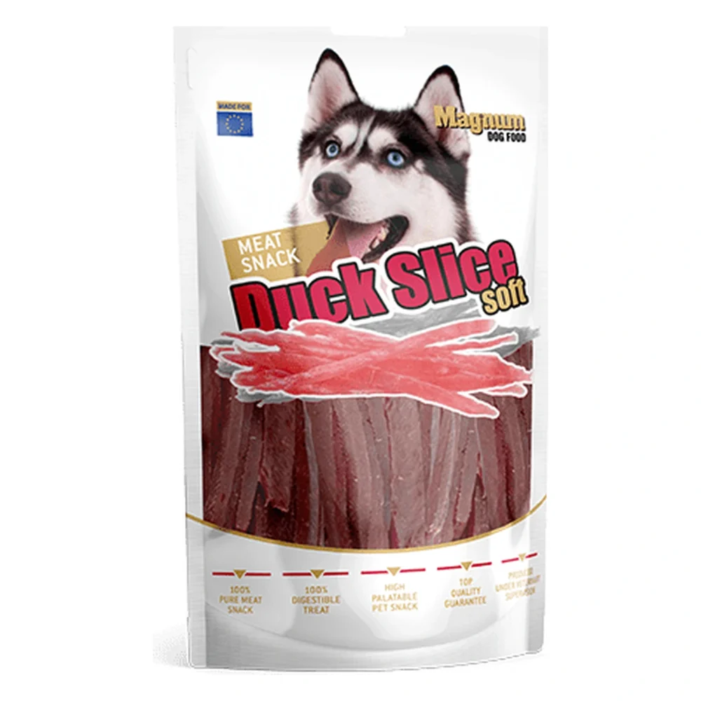 MAGNUM miękkie paski z kaczki 250g Przysmak dla psa – zbliżenie produktu MAGNUM miękkie paski z kaczki 250g Przysmak dla psa – zbliżenie na białym tle