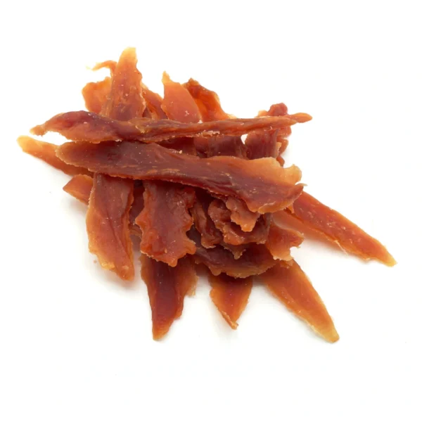 MASTER DOG Stripsy z fileta kaczki g Przysmak dla psa – zbliżenie produktu MASTER DOG Stripsy z fileta kaczki g Przysmak dla psa – zbliżenie na białym tle