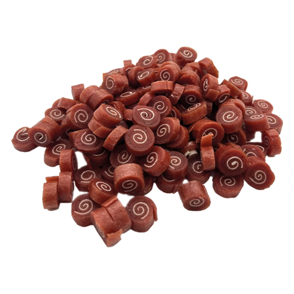 UNIQ PETS sushi z kaczką 500g Przysmaki dla psa – zbliżenie produktu UNIQ PETS sushi z kaczką 500g Przysmaki dla psa – zbliżenie na białym tle