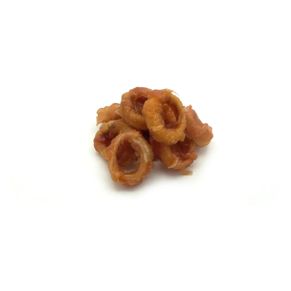 MASTER DOG Ring z dorszem i kurczakiem 500 g – przysmak dla psa – zbliżenie produktu MASTER DOG Ring z dorszem i kurczakiem 500 g – przysmak dla psa – zbliżenie na białym tle