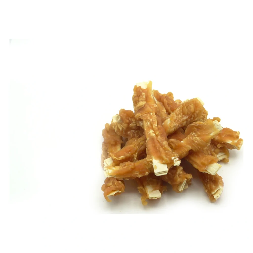 MASTER DOG Paluszki z dorszem i kurczakiem 500 g – przysmak dla psa – zbliżenie produktu MASTER DOG Paluszki z dorszem i kurczakiem 500 g – przysmak dla psa – zbliżenie na białym tle